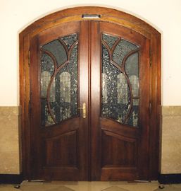 Saal Eingangstür