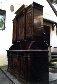 Stubenschrank alt